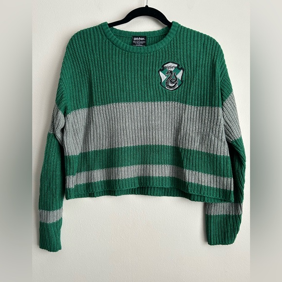 Harry Potter Slytherin Quidditch Green Sweater Crop Knit Long Sleeve S Small - Picture 1 of 4